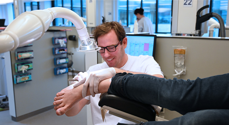 Bliv fodterapeut - tilmeld dig Fodterapeutskolen nu