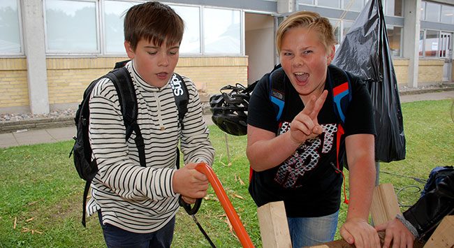 Dygtige og engagerede elever løste opgaver i højt tempo på Skills Stafet på Roskilde Tekniske Skole