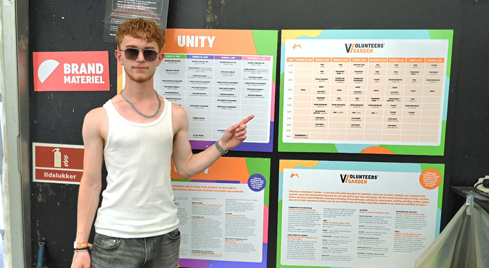 Elever producerer skilte med Roskilde Festival