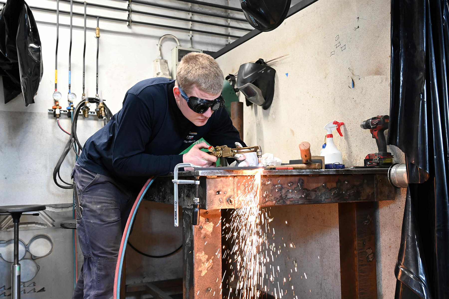 Roskilde Tekniske Skole sender stærkt hold til DM i Skills 2026