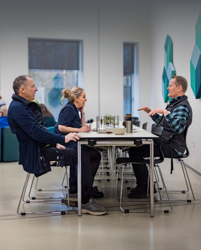 Roskilde Tekniske Skole kollegaer spiser frokost sammen